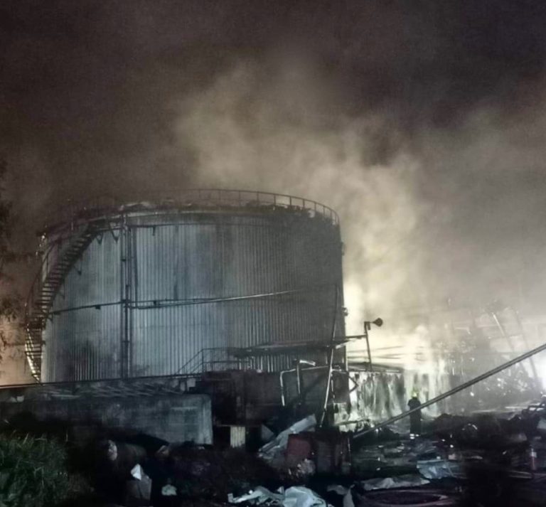 BANGKOK – POLLUTION : L’incendie de l’usine chimique de Samut Prakarn a de quoi inquiéter