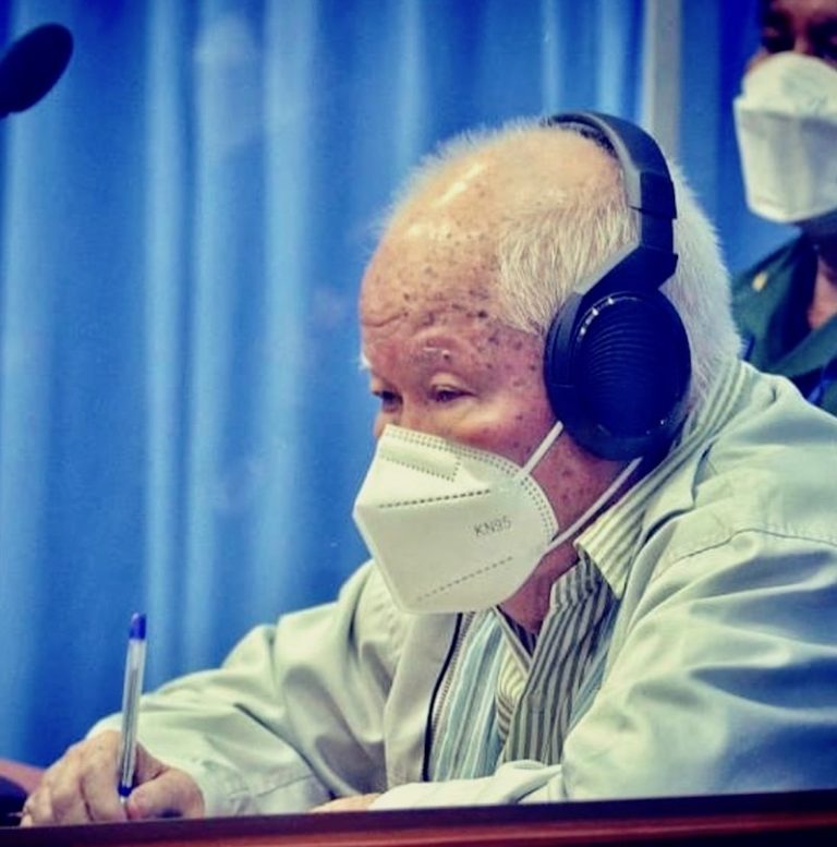 CAMBODGE – JUSTICE : Khieu Samphan condamné à la prison à perpétuité