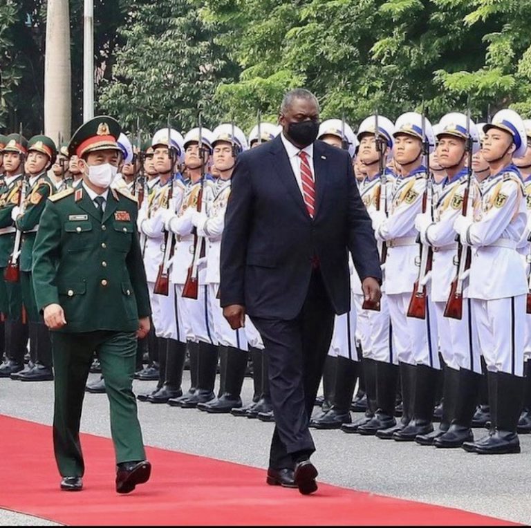 VIETNAM – DIPLOMATIE : Entre Hanoï et Washington, le courant passe pour résister à la Chine