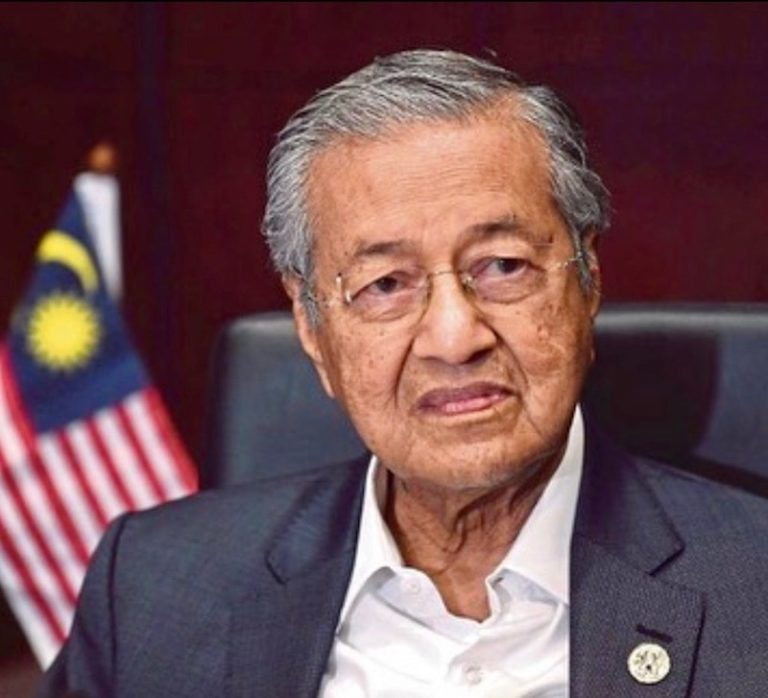 MALAISIE – POLITIQUE : Mahathir Mohammad redeviendra-t-il premier ministre à 97 ans ?