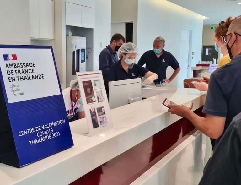 THAÏLANDE – FRANCE : La vaccination pour les français, une opération parfaitement menée à Bangkok