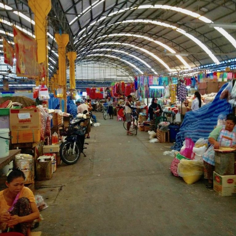 THAÏLANDE – COVID : Le marché de Mae Sot ferme pour cause de pandémie