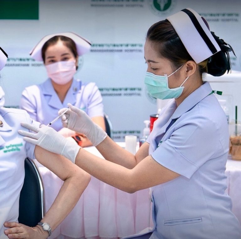 THAÏLANDE – COVID : 23% de la population thaïlandaise aurait reçu une première injection