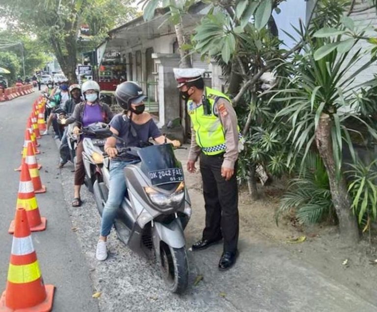 BALI- COVID: L’ile balnéaire indonésienne est l’une des plus touchées de l’archipel