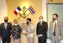 Visite de l'ambassadeur à Chanthaburi