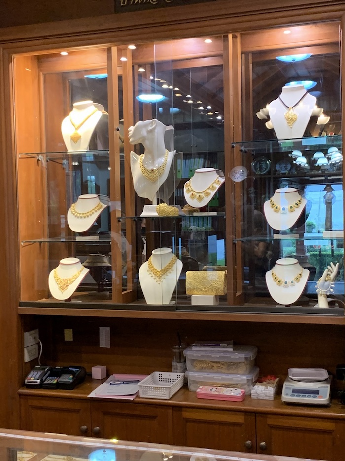 bijoux or Thaïlande