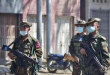 soldats en Birmanie