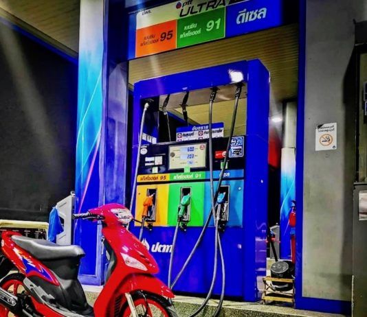 pompe à essence en Thaïlande