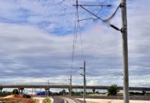 LAOS – TRAIN : Vol de câbles électriques sur le nouveau train Laos-Chine Laos Chine chemin de fer