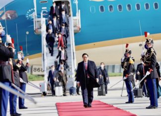 Pham Minh Chinh visite en France