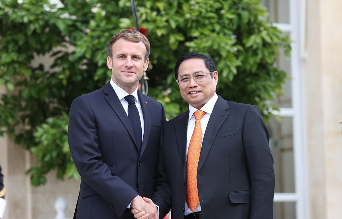 Pham Minh Chinh Emmanuel Macron