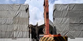 démolition du cinéma La Scala à Bangkok