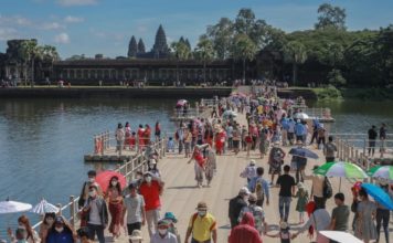 Touristes angkor Cambodge