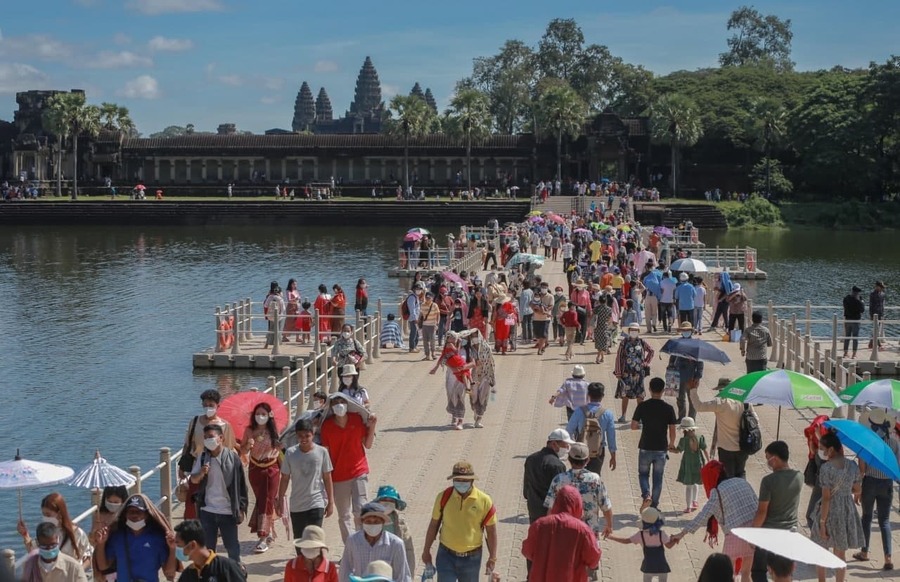 Touristes angkor Cambodge