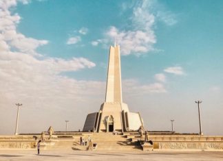 win win monument