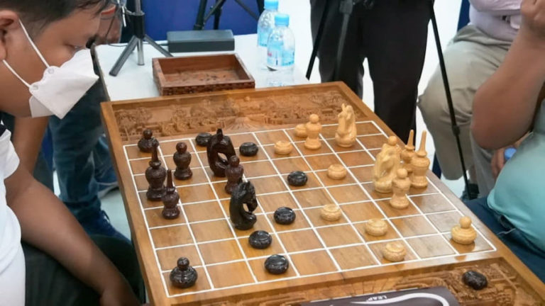 CAMBODGE – SPORT : Le champion national d’échecs est Meng Serey Sambath