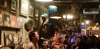 musiciens bars Thaïlande