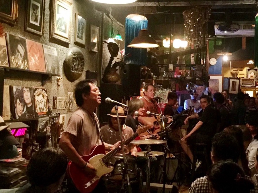 musiciens bars Thaïlande