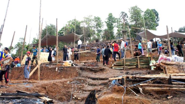 THAÏLANDE – BIRMANIE : La guerre civile birmane bouleverse la vie quotidienne à la frontière thaïlandaise