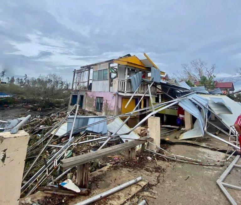 PHILIPPINES – CATASTROPHE : Le Noël Philippin meurtri par le cyclone Rai