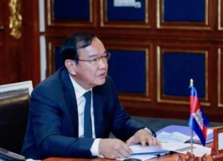 CAMBODGE – DIPLOMATIE : Du rififi au sein de l’ASEAN sous présidence cambodgienne Prak Sokhonn représentant asean