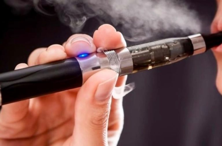 THAÏLANDE – SOCIÉTÉ : Enfin des e-cigarettes légales sur le sol thaïlandais ?