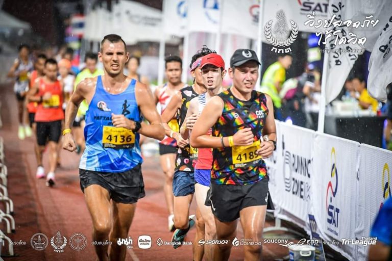THAÏLANDE – SPORT : Plus de 20 000 coureurs pour le marathon de Thaïlande