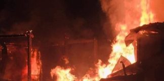 Birmanie village incendie