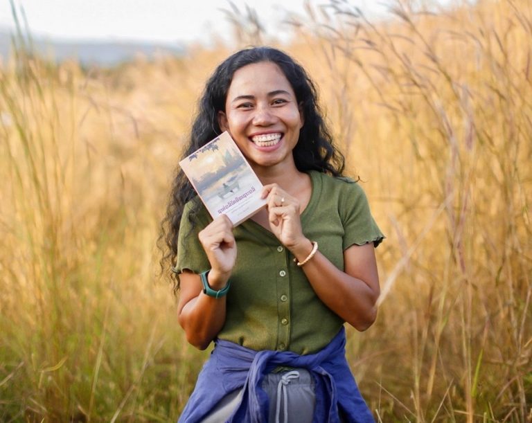 CAMBODGE – CULTURE : La romancière Thon Thavry nous parle de la nouvelle littérature cambodgienne