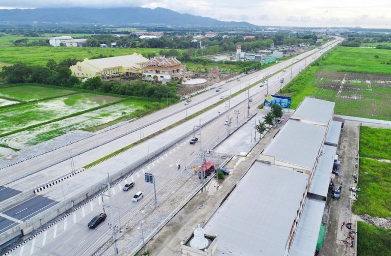 THAÏLANDE – INFRASTRUCTURES : L’autoroute de Chonburi et Rayong est élargie pour faire face à l’augmentation du trafic