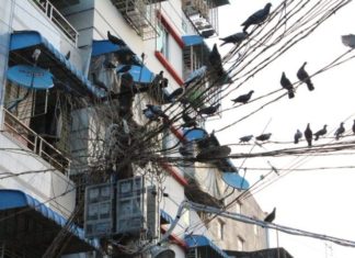 BIRMANIE – SOCIÉTÉ : Des coupures d’électricité partout en Birmanie dues à la hausse du prix du fuel Birmanie électricité