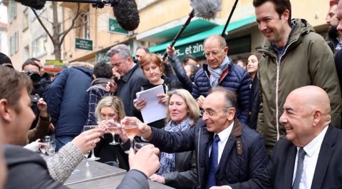 THAÏLANDE – FRANCE : Eric Zemmour, le candidat qui s’efforce de séduire les français de Pattaya éric zemmour reconquête