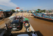 PHNOM PENH – INFRASTRUCTURES : Un pont coréen dans la capitale cambodgienne Ferry-Mekong-Cambodge