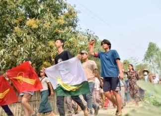 Manifestants en Birmanie