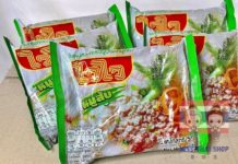 nouilles instantanées thaïlandaises