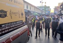 BANGKOK – TOURISME : Guerre de l’eau à Khaosan, la police intervient Khaosan road songkran police