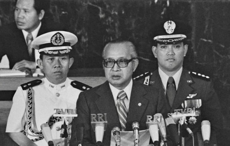 INDONÉSIE – POLITIQUE : Le clan Suharto, de plus en plus fragilisé