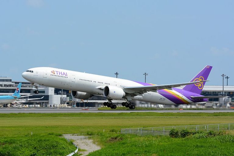 THAÏLANDE – AVIATION : Thai Airways reçoit deux nouveaux Boeing 777 en location