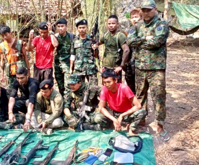 milice anti-junte Birmanie