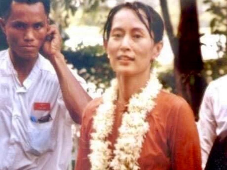 BIRMANIE – HISTOIRE : Aung San Suu Kyi,une passion birmane dans l’ombre de son père Aung San