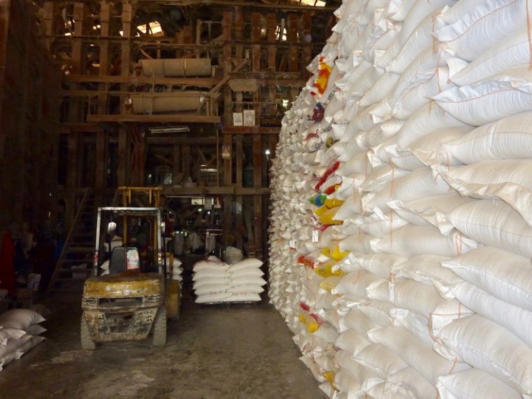 THAÏLANDE – COMMERCE : Les exportations thaïlandaises de riz à la seconde place mondiale