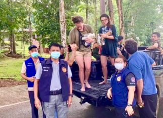 Touristes britaniques perdues foret Thaïlande