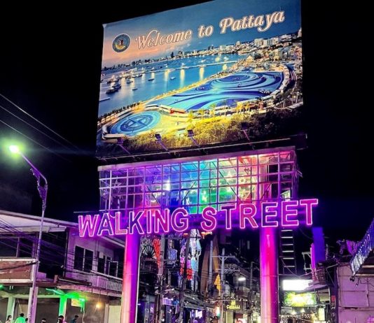 PATTAYA – TOURISME : Après la pandémie, un nouvel avenir pour la rue la plus sulfureuse du royaume ? walking-street-Pattaya