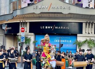 BHV Paris Indonésie