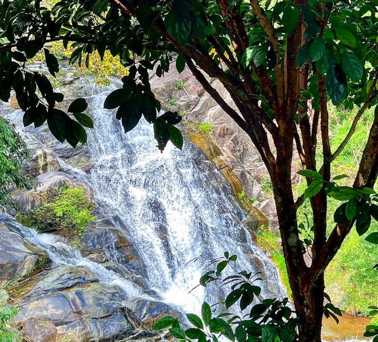 Otavao Waterfall