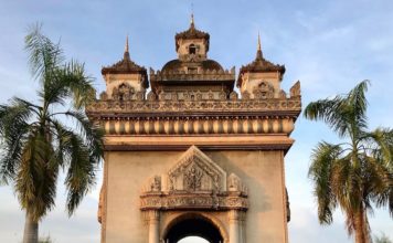 Patuxay - Laos