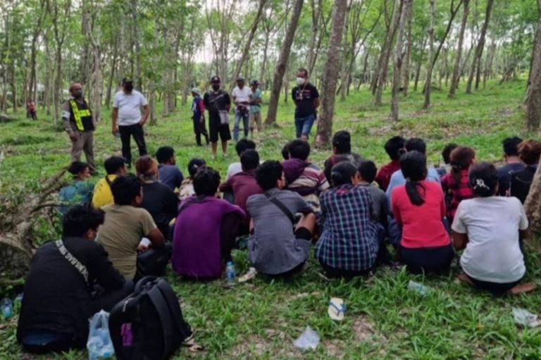 BIRMANIE – EXIL : Arrestation parmi les immigrants birmans à la frontière thaïlandaise