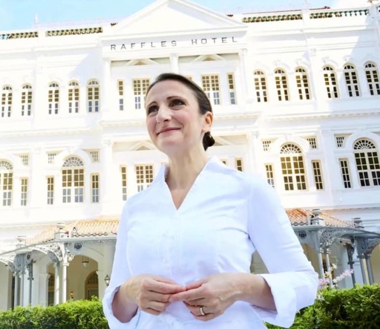 SINGAPOUR – FRANCE : Anne Sophie Pic honore le Raffles d’une étoile Michelin