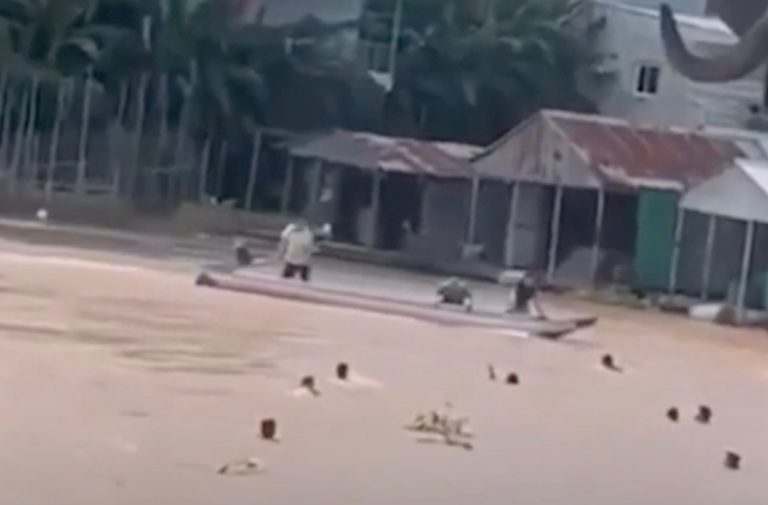 CAMBODGE – VIETNAM : L’incroyable fuite à la nage d’employés maltraités d’un casino cambodgien