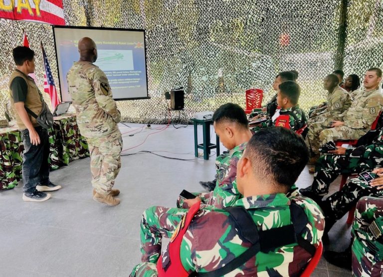 ASIE DU SUD-EST – DÉFENSE : Indonésie et États-Unis, l’heure des exercices militaires communs